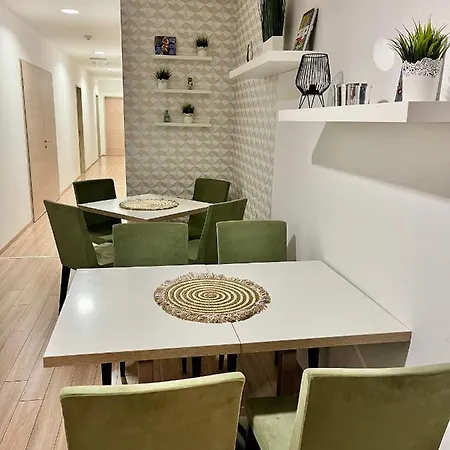 Pipacs Panír&grill Garden 3*