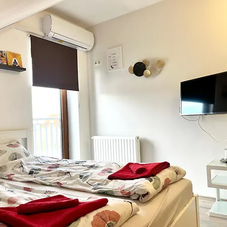 Pipacs Panir & Grill Garden Vendeghaz Győrújbarát